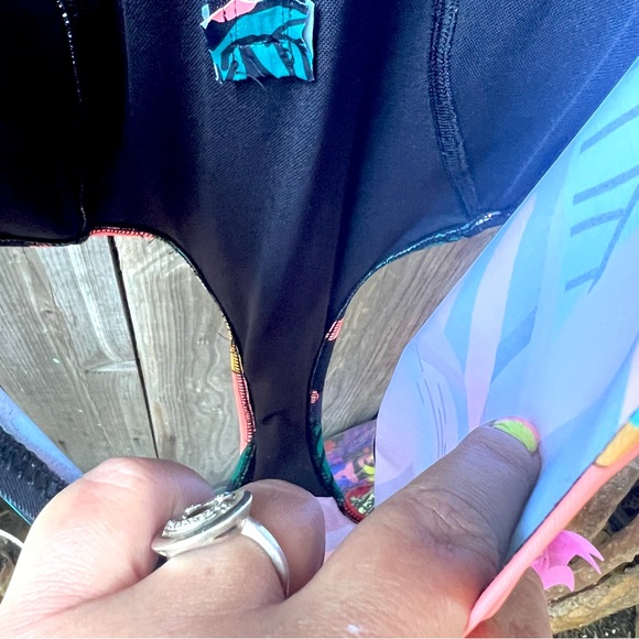 Body Glove Colorful Patterned One Piece Swimsuit - Picture 7 of 7